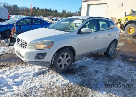 2010 Volvo Xc60 3.2 z USA, uszkodzony, nr VIN YV4960DL9A2116083